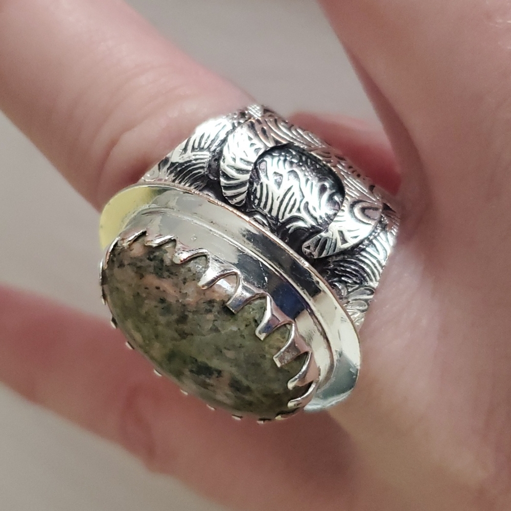 New Witchy Unakite Horned Crescent Moon 925 Silver Ring.